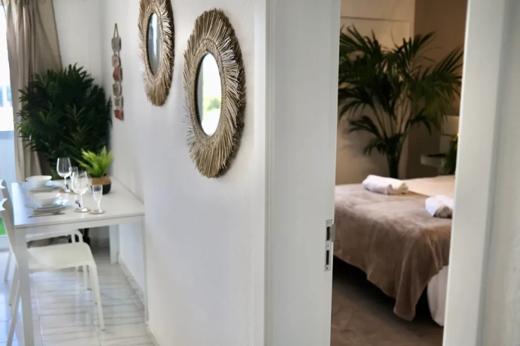 Apartment 1 - Sala de estar y dormitorio