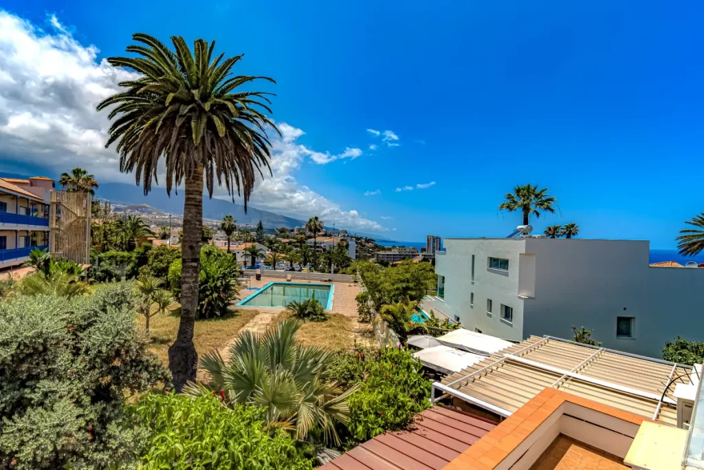 Apartment 9 - Vistas