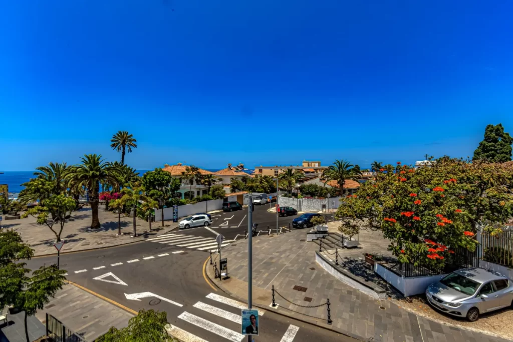 Apartment 9 - Vistas